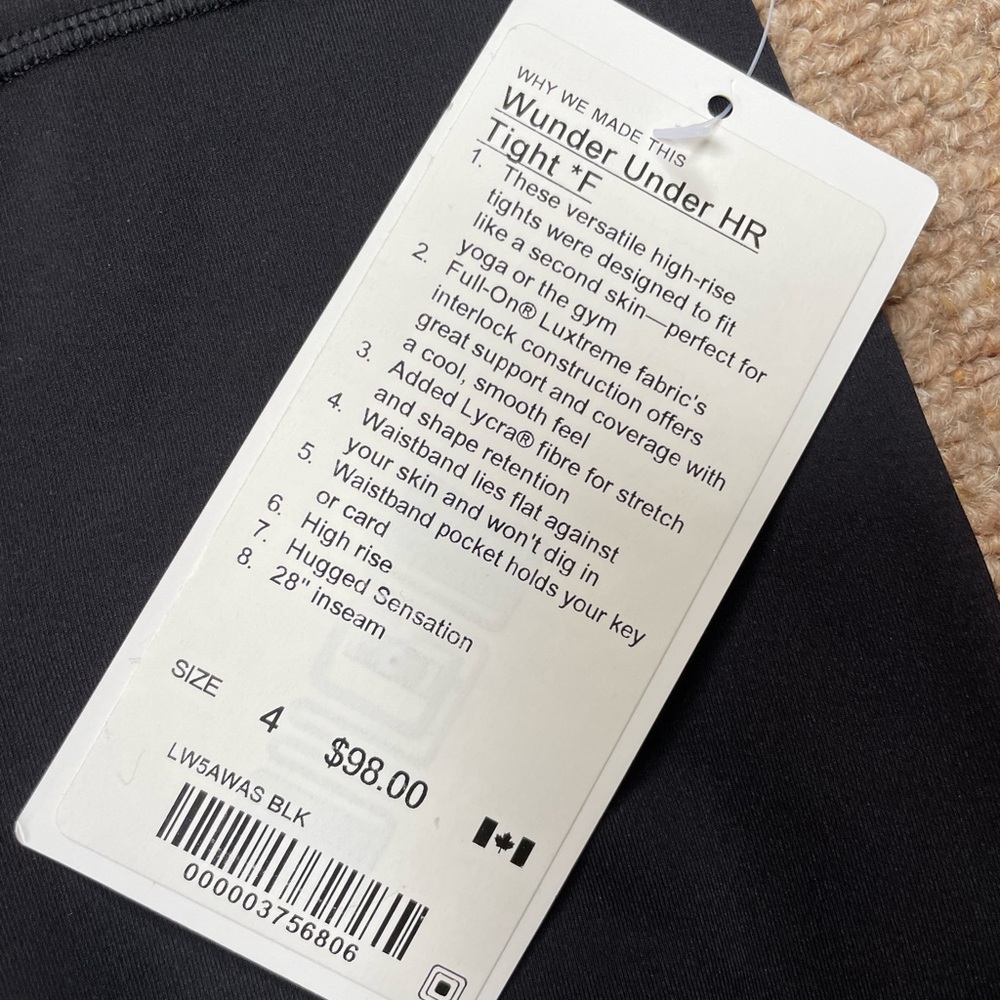 NWT size 4 Lululemon Wunder Under HR Tight in Black